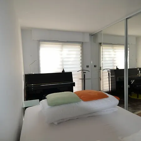 Rouge Indien Appartement Nice